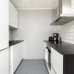 Free Parking, Quiet, One-bedroom At Kalamaja *