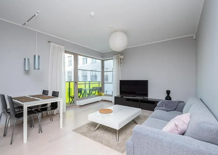 Free Parking, Quiet, One-bedroom At Kalamaja 탈린